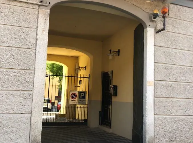 Vivi Cernobbio, La Sua Arte, La Sua Magia