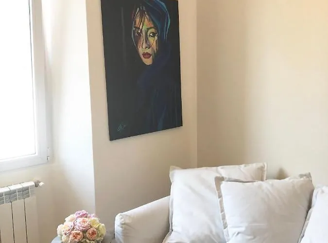 Vivi Cernobbio, La Sua Arte, La Sua Magia Cernobbio